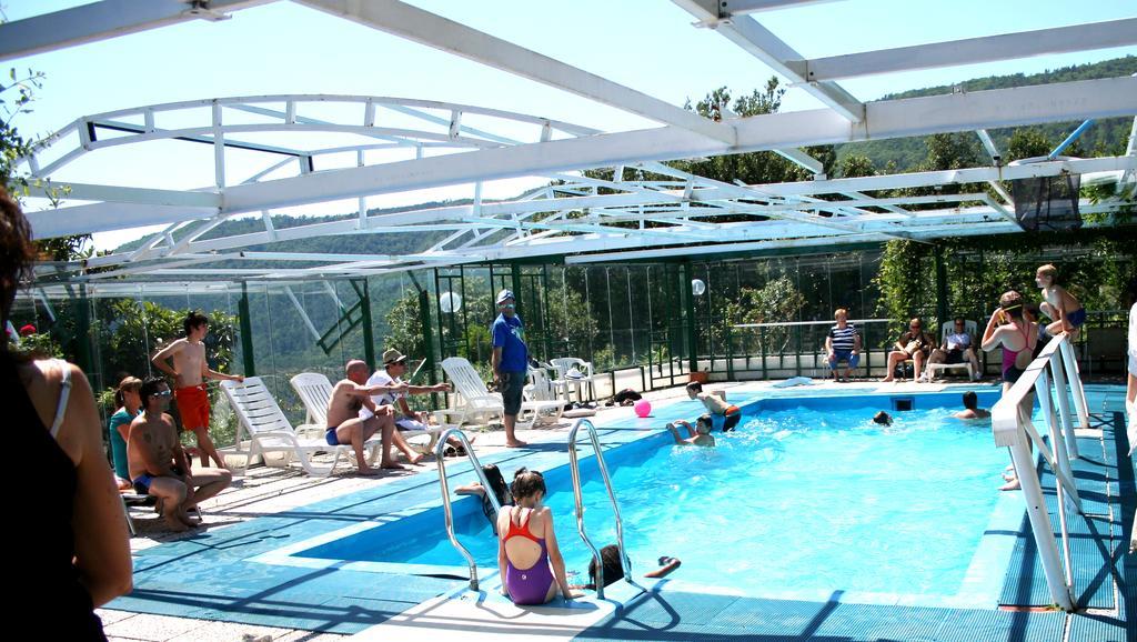 Hotel 5 Terre Nel Sole Дейва Марина Екстериор снимка