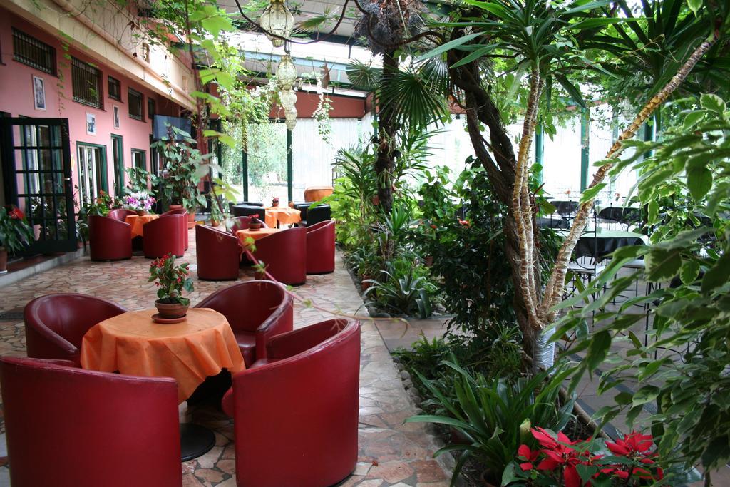 Hotel 5 Terre Nel Sole Дейва Марина Екстериор снимка