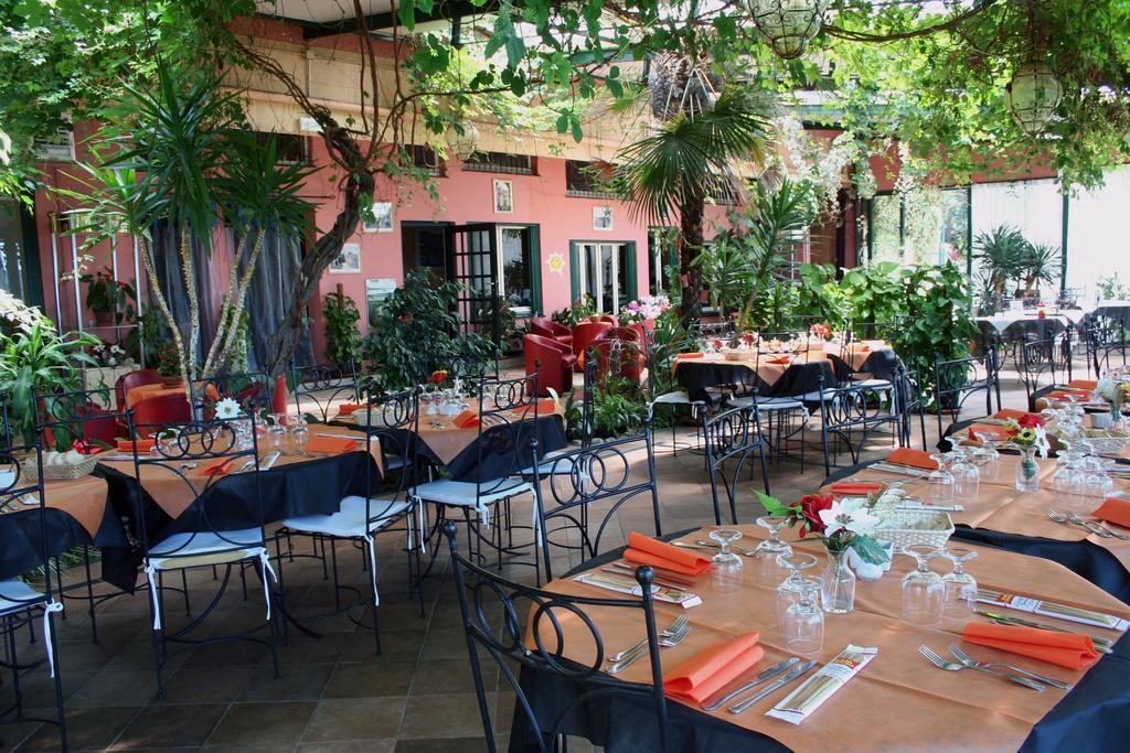 Hotel 5 Terre Nel Sole Дейва Марина Екстериор снимка